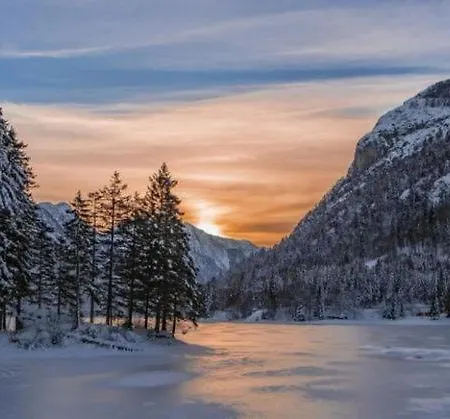 Greenlife Bed & Breakfast 3*